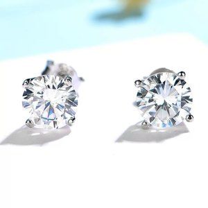 Certified 1ct. t.w. Diamond Brilliant Cut Stud Earrings